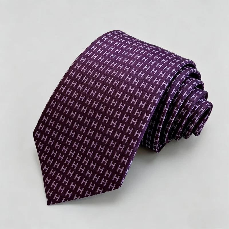 Luxury Silk Twill Men’s Tie For Formal And Smart Casual