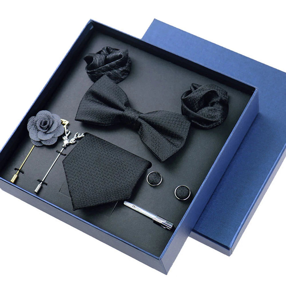Men’s Necktie Gift Set With Accessories in Gift Box