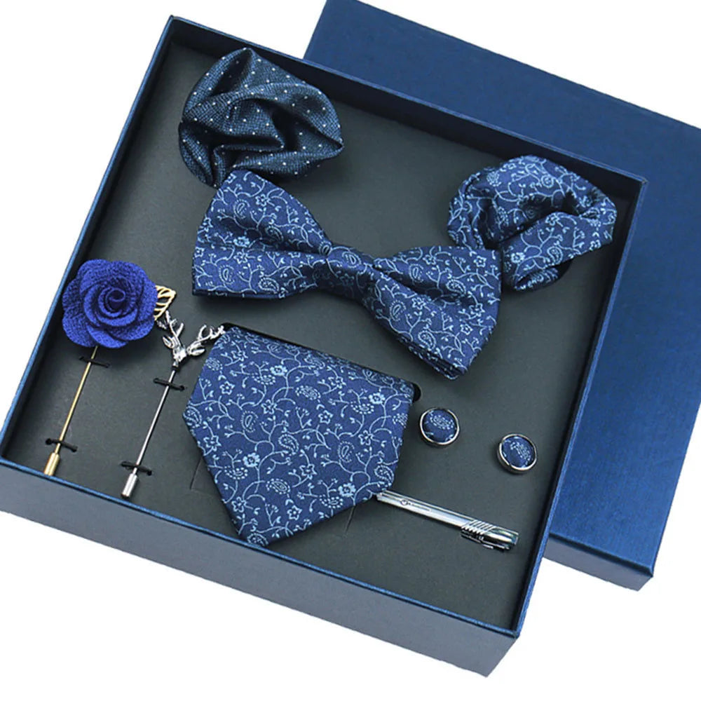 Men’s Necktie Gift Set With Accessories in Gift Box