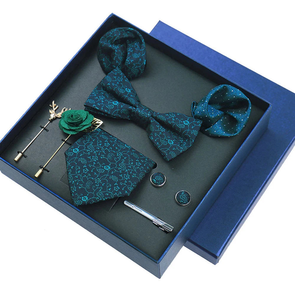 Men’s Necktie Gift Set With Accessories in Gift Box